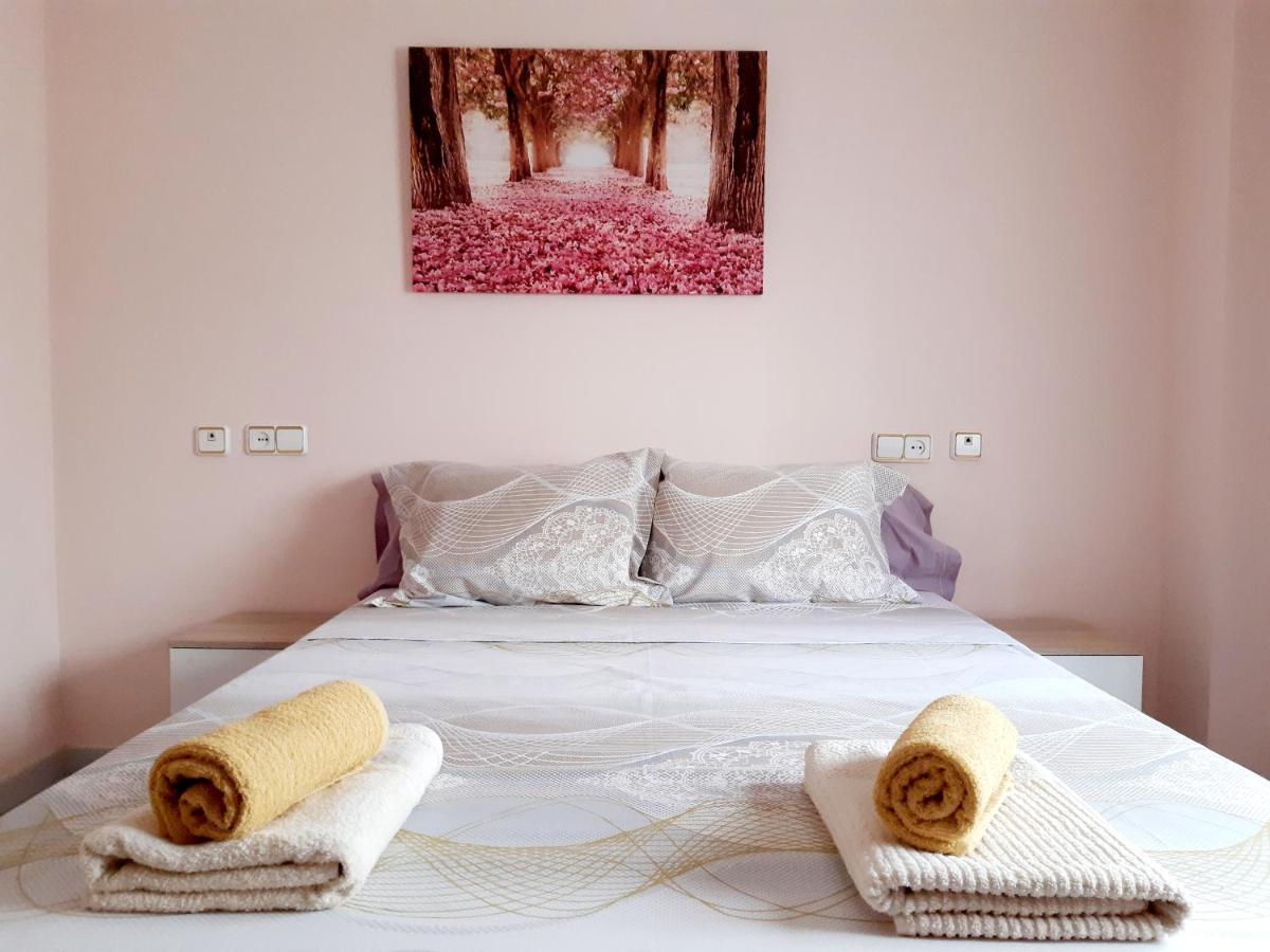 La Rose Apartment กันดิอา ภายนอก รูปภาพ